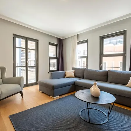 Διαμέρισμα 3-bedroom Family In Managed - Elevator & Parking Near Taksim Square Κωνσταντινούπολη