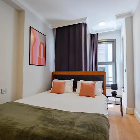 Appartement 3-bedroom Family In Managed - Elevator & Parking Near Taksim Square 4*