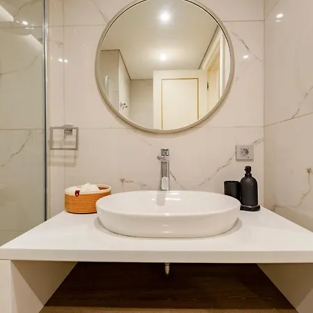 דירה 3-bedroom Family In Managed - Elevator & Parking Near Taksim Square