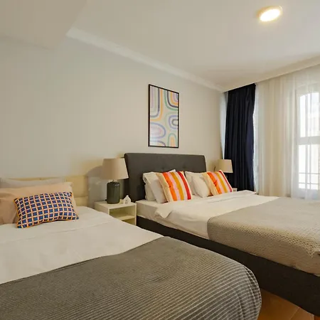 דירה 3-bedroom Family In Managed - Elevator & Parking Near Taksim Square 4*