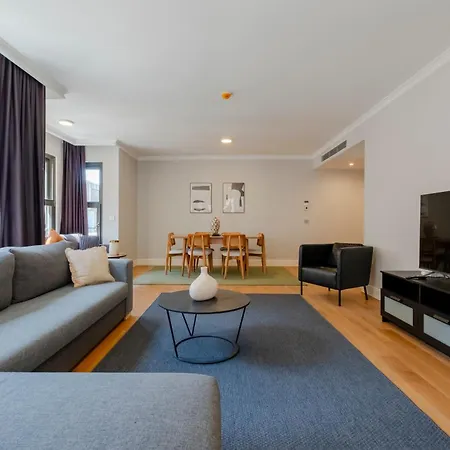דירה 3-bedroom Family In Managed - Elevator & Parking Near Taksim Square 4*