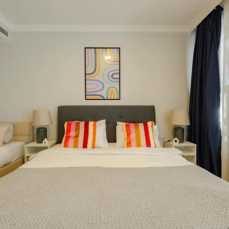 3-bedroom Family In Managed - Elevator & Parking Near Taksim Square