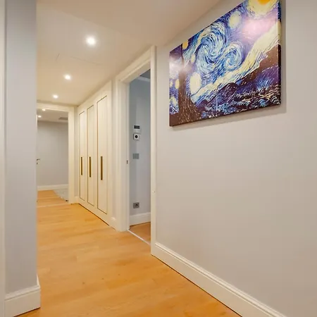 3-bedroom Family In Managed - Elevator & Parking Near Taksim Square דירה 4*